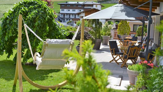 Terrasse mit Bergblick